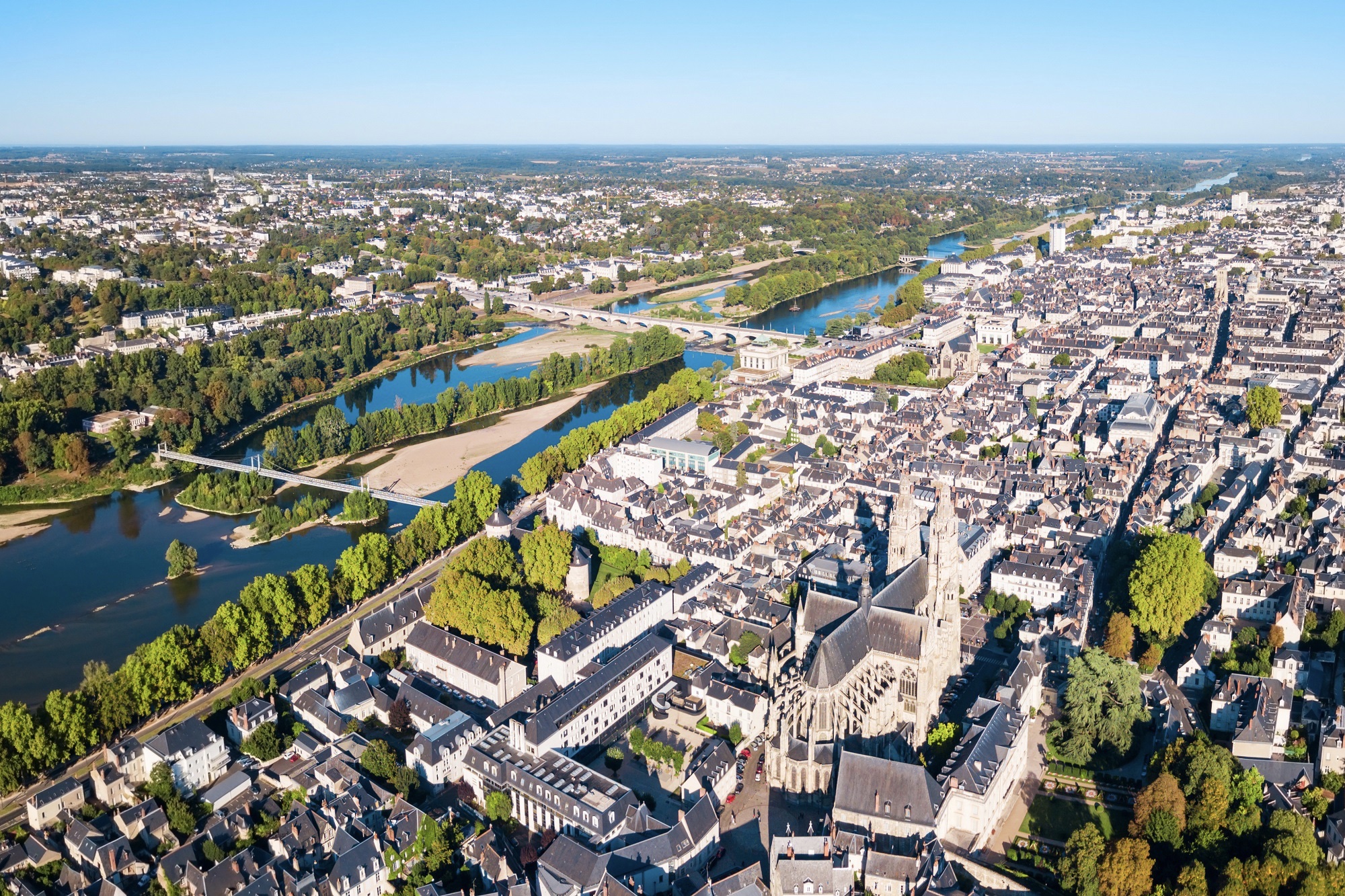 Tours vue du ciel
